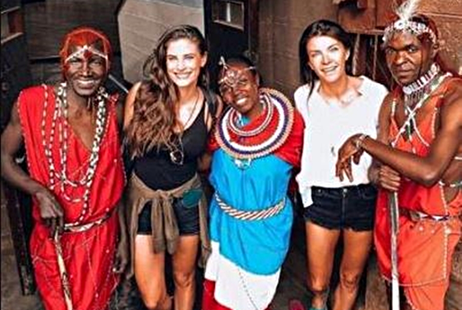 Χριστίνα Μπόμπα: Το ταξίδι στην Αφρική με την κουμπάρα της συνεχίζεται (pics)