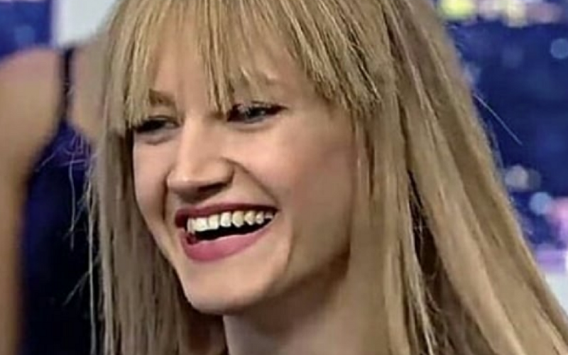 Ειρήνη Ερμίδου: Ο «Ρονάλντο» topless και πιο σέξι από ποτέ