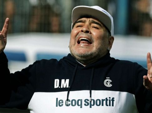 Μαραντόνα: «Κόψτε από μένα, όχι από τους άλλους»