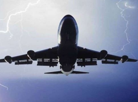 Σκηνές τρόμου για επιβάτες Boeing (vids)