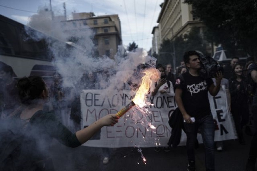 Σύλληψη και προσαγωγές για τα επεισόδια μετά την μαθητική πορεία