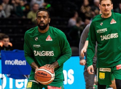 Ο Ρίβερς είχε 5/6 τρίποντα σε 12 λεπτά στην πρώτη του εμφάνιση με τη Ζαλγκίρις (vid)