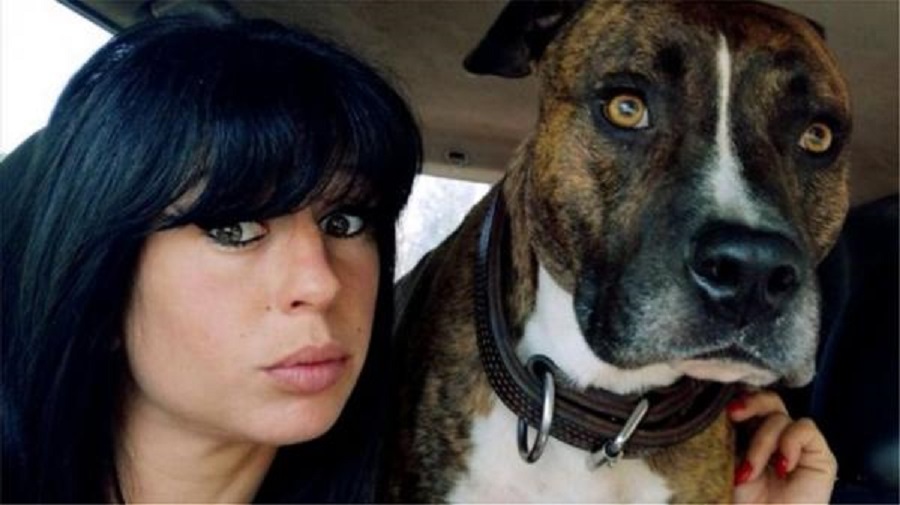 Συγκλονιστική μαρτυρία του συζύγου της 29χρονης που κατασπάραξαν σκυλιά