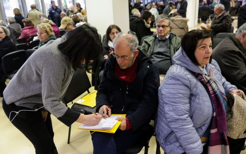 Οι δημόσιοι υπάλληλοι που βγάζουν σύνταξη πιο νωρίς
