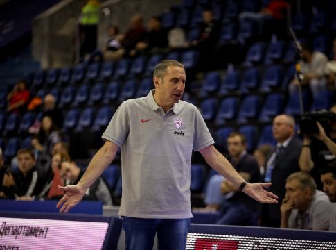 Μπλατ: «Σκέφτομαι να αποσυρθώ από την προπονητική»