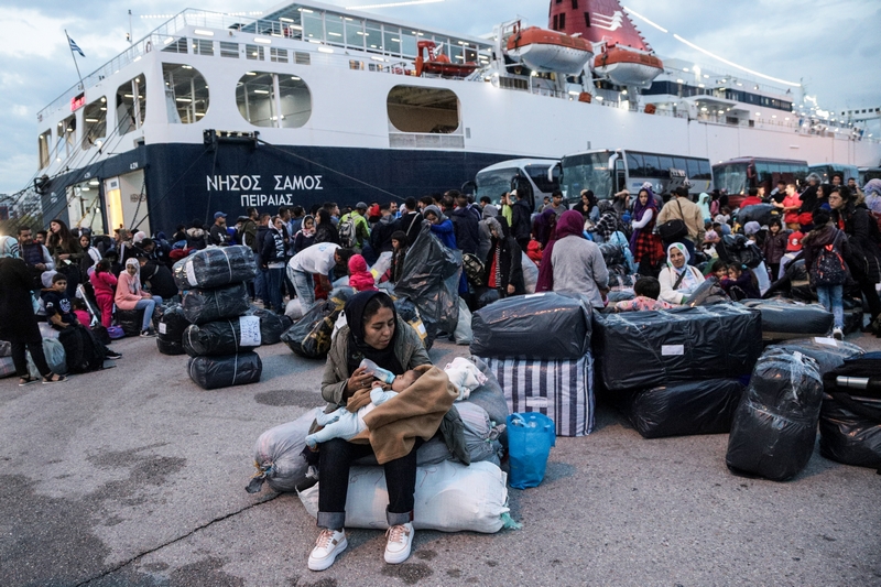 Μεταναστευτικό: Άλλοι 72 πρόσφυγες στον Πειραιά