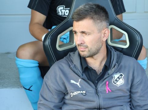 Σίμος: «Να ξαναδούμε τα στοιχεία που είχαμε στους περισσότερους αγώνες μέχρι σήμερα» (vid)