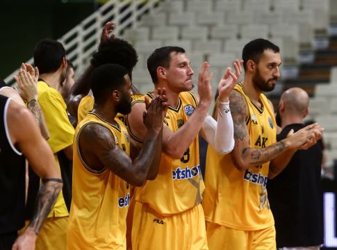LIVE: ΑΕΚ – Πανιώνιος