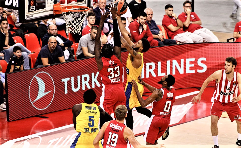 Ολυμπιακός – Μακάμπι 65-90: Παράδοση άνευ όρων
