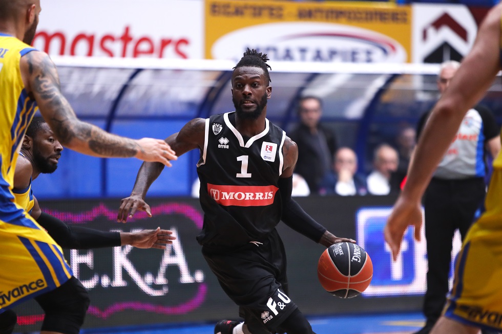 Λιούις: «Ενωμένοι και με σκληρή δουλειά θα πάρουμε τις νίκες που θέλουμε»