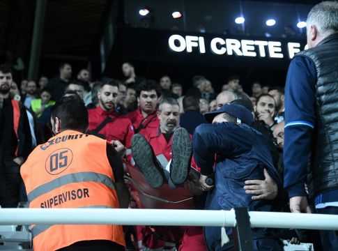 Σοκ στο Γεντί Κουλέ: Κατέρρευσε φίλαθλος του ΟΦΗ και μεταφέρθηκε στο νοσοκομείο