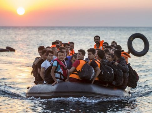 «Χαστούκι» από τους ελεγκτές της ΕΕ στην Ελλάδα για το προσφυγικό (pics)
