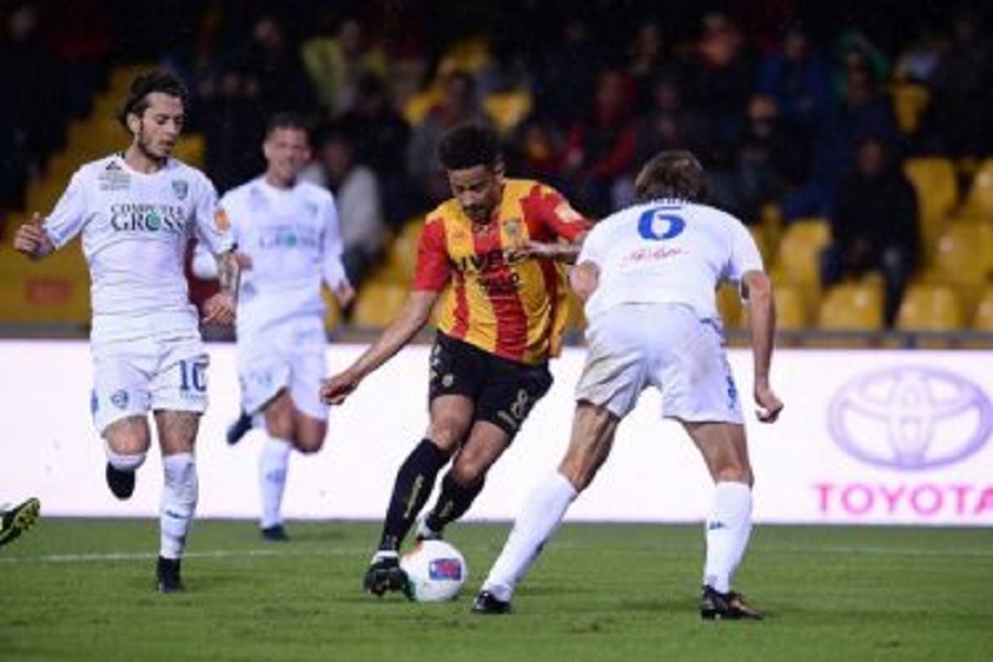 Αυξάνει την διαφορά με 2.25