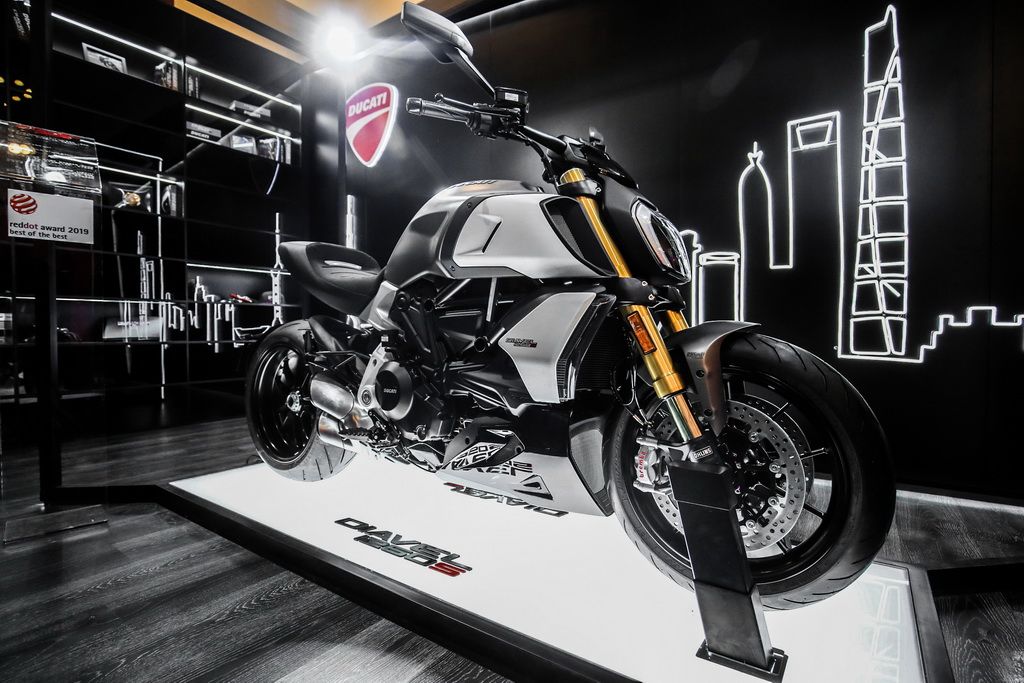 Παρουσιάστηκε στην Κίνα η Ducati Diavel 1260