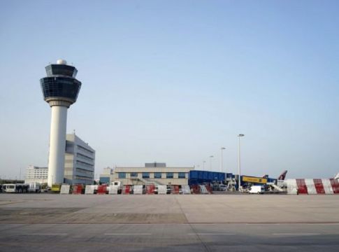 Συναγερμός στο «Ελ. Βενιζέλος»: Αναγκαστική προσγείωση αιγυπτιακού αεροσκάφους