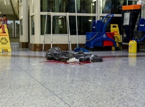 Μοναστηράκι: Νεκρός ο άνδρας που μαχαιρώθηκε στο Μετρό