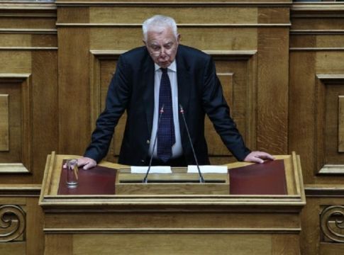 Υπόθεση Novartis: Στη Βουλή διαβιβάζεται η κατάθεση Πικραμμένου