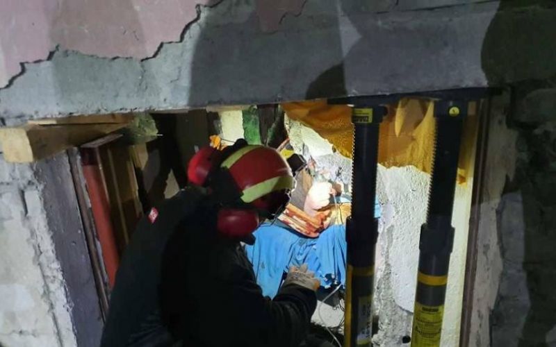 Αλβανία: Ομάδες της ΕΜΑΚ συνδράμουν στις έρευνες για εγκλωβισμένους