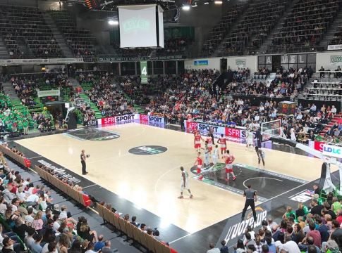 Τι να μας πουν οι κουτόφραγκοι από κανόνες μπάσκετ…