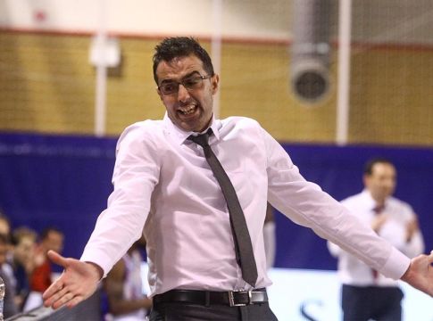 Χαραλαμπίδης: «Ήμασταν απαίσιοι στην άμυνα»