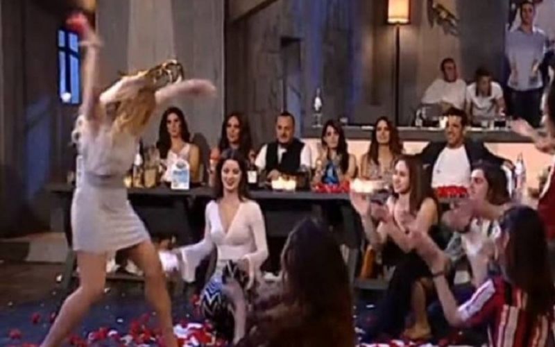 Το πιο πολυσυζητημένο ζεϊμπέκικο στην ελληνική τηλεόραση!