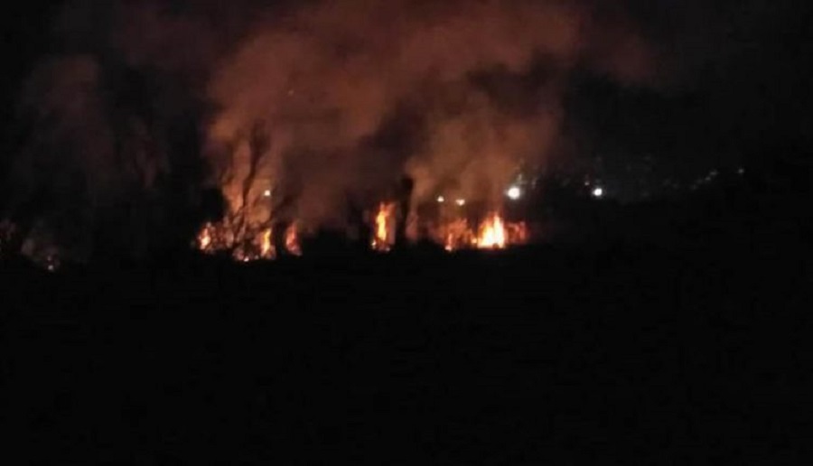 Κόρινθος : Φωτιά σε εργοστάσιο ανακύκλωσης