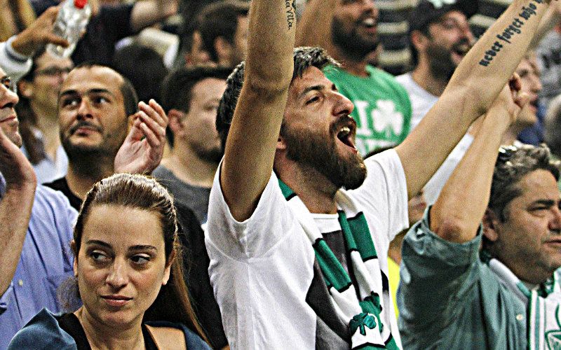 Γκαγκαλούδης σε Μάνταλο: «Ποδοσφαιρικό απολίθωμα, η φανέλα μας είναι βαριά»