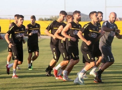 ΑΕΚ: Με τέσσερα προβλήματα η προπόνηση