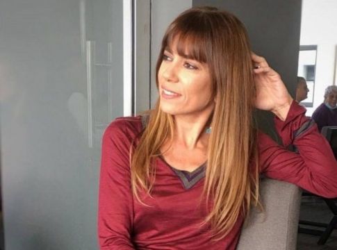 Η Μυρτώ Αλικάκη φωτογραφήθηκε ολόγuμνη