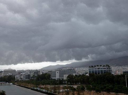 Τριήμερο Αγίου Πνεύματος: Ανατροπή στον καιρό-Έρχονται βροχές και καταιγίδες