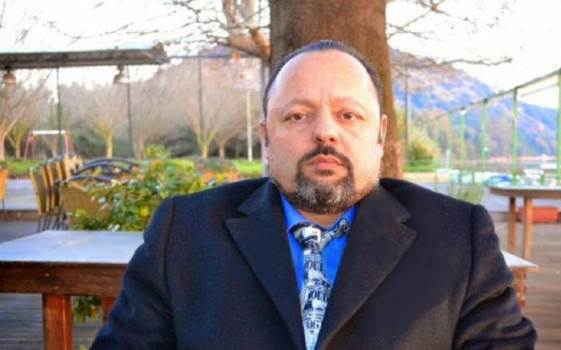 Μπουφετζής ο γιος του Σώρρα με τα… δισεκατομμύρια