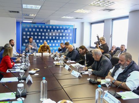 Παραμένει το -6 για μη αδειοδοτημένους, παρά τις αντιρρήσεις Παναθηναϊκού και Πανιωνίου