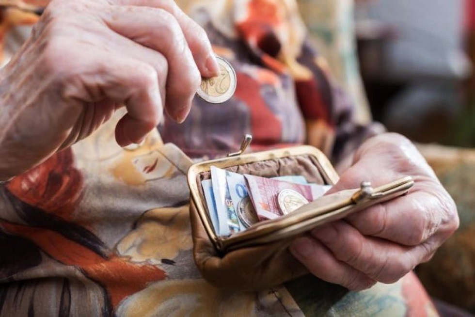 Συντάξεις: Από 775 ως 2.501 ευρώ θα παίρνουν οι συνταξιούχοι