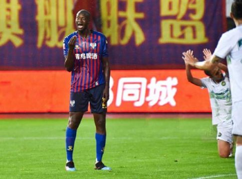 Αποβλήθηκε ο Τουρέ (vid)