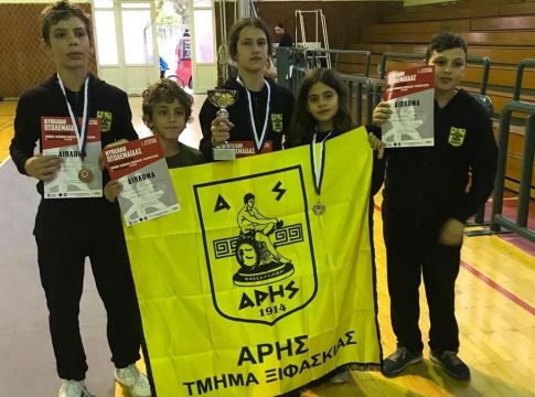 Άρης: Τέσσερα μετάλλια στη ξιφασκία