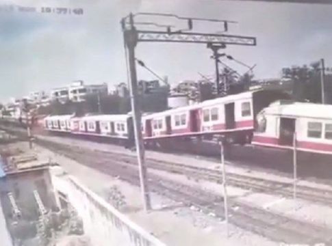 Συγκλονιστικό βίντεο: Η στιγμή της μετωπικής σύγκρουσης δύο τρένων! (vid)
