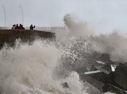 Nεκροί και αγνοούμενοι σε τρεις χώρες από την καταιγίδα «Έλσα»
