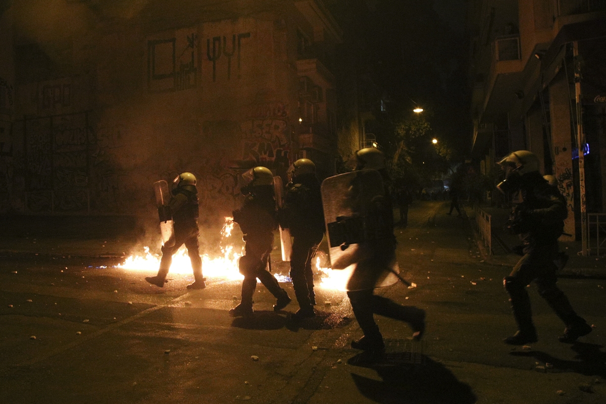 Νέο βίντεο βίαιης αστυνομικής καταστολής στα Εξάρχεια από την επέτειο του Γρηγορόπουλου