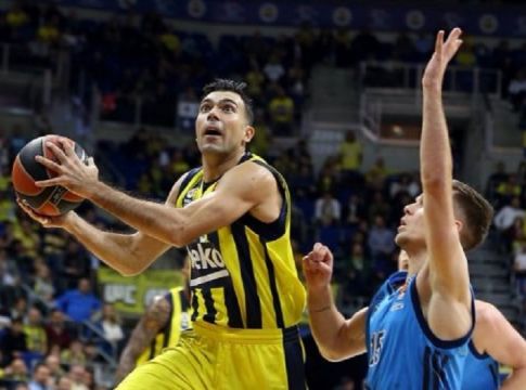Η τρομερή εμφάνιση του MVP Σλούκα (vid)
