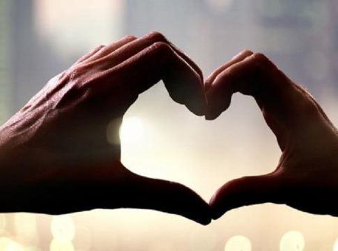 Θα σε ερωτευτεί; Η απάντηση κρύβεται στο ζώδιο σου