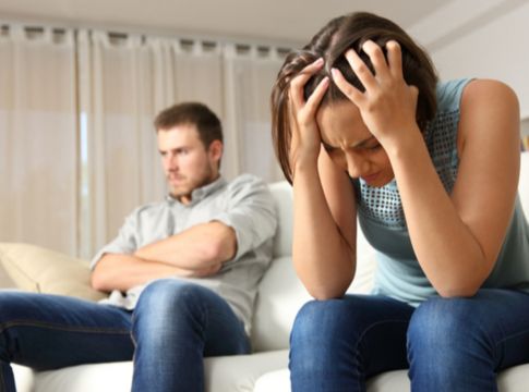 Με τι εκνευρίζεται κάθε ζώδιο και ποιες είναι οι αντιδράσεις του;