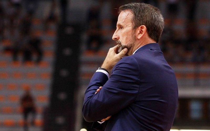Ζενίτ: Πλάθα φεύγει, Πιανιτζιάνι «προ των πυλών»