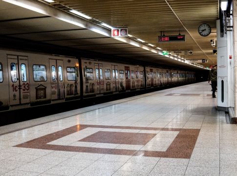 Με απόφαση της ΕΛ.ΑΣ κλείνουν έξι σταθμοί του Mετρό την Κυριακή