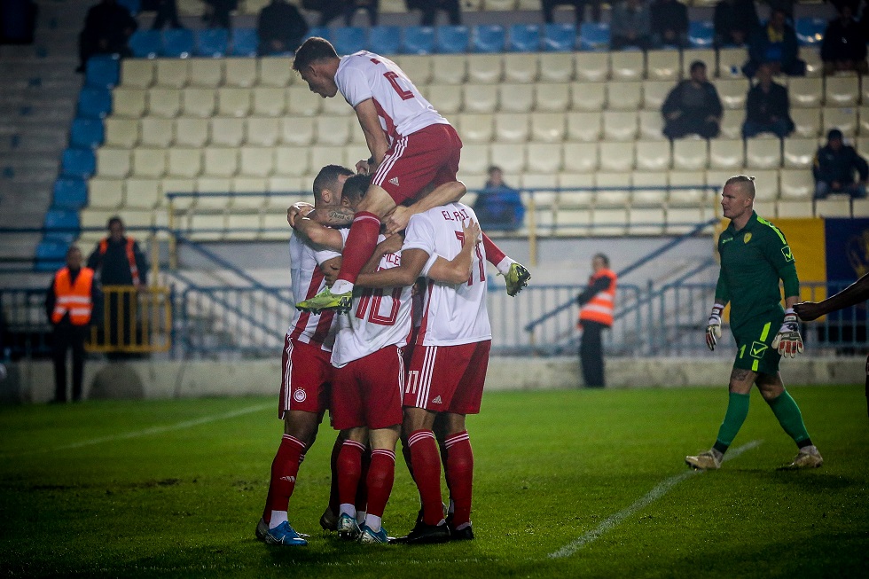 Διπλό «χτύπημα» του Ελ Αραμπί και 3-0 ο Ολυμπιακός στο Αγρίνιο! (vids)