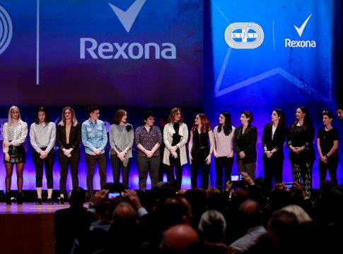 Τσιτσιπάς και Στεφανίδη οι κορυφαίοι αθλητές του 2019, κορυφαία ομάδα το Πόλο ανδρών του Ολυμπιακού