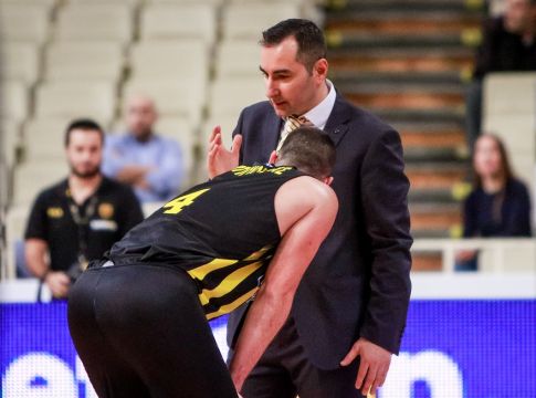 Καμπερίδης: «Μίλησαν οι προσωπικότητες της ΑΕΚ»