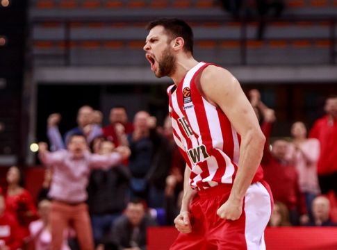 Ολυμπιακός: Η επική ανατροπή με άλλη ματιά (vid)