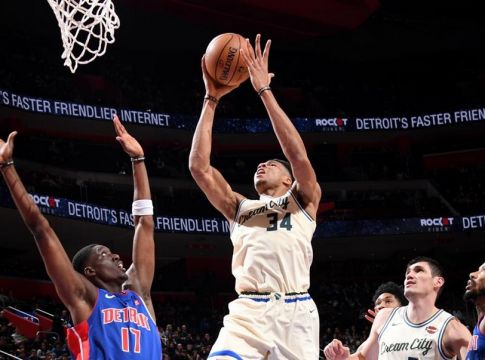 NBA: Νέο σόου από τον Αντετοκούνμπο (vid)
