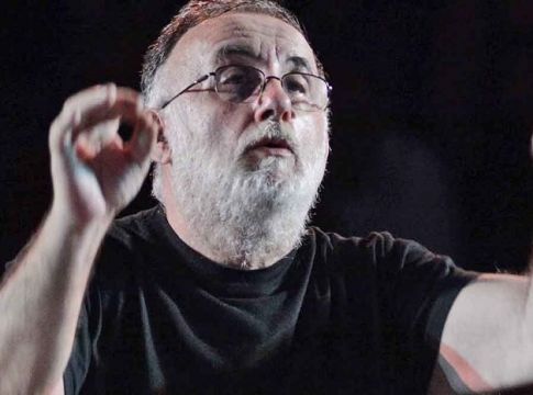 «Ρόζα»: Το ξεχασμένο τραγούδι του Μικρούτσικου που έμεινε 20 χρόνια στο… συρτάρι