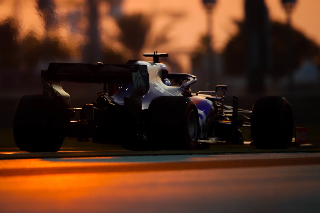 Ίδια ελαστικά από την Pirelli για τη νέα σεζόν της Formula 1 | to10.gr Ίδια ελαστικά από την Pirelli για τη νέα σεζόν της Formula 1 | to10.gr